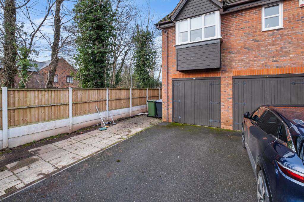 Additional property image - Pavilion Gardens, Bromsgrove, Worcestershire
