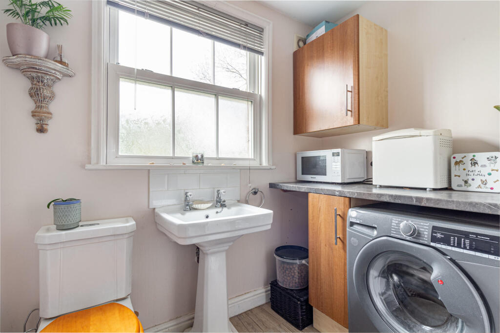 Additional property image - The Wharf House, Hanbury Road, Stoke Prior B60 4LA