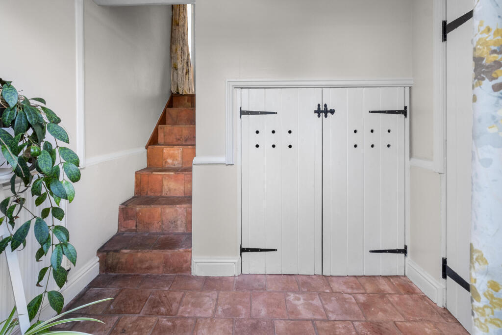 Additional property image - The Wharf House, Hanbury Road, Stoke Prior B60 4LA