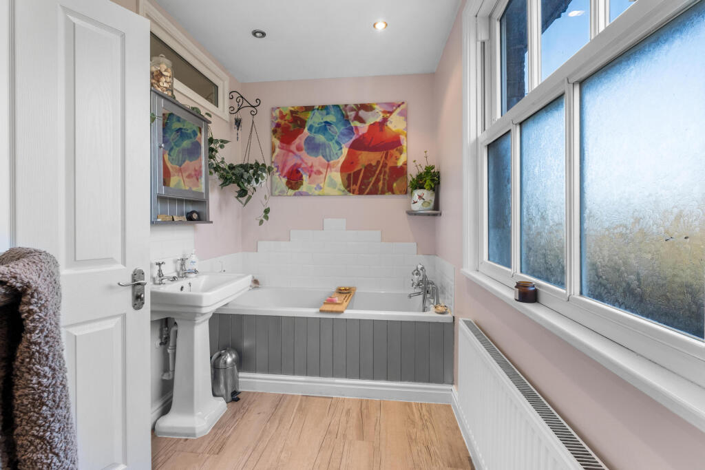 Additional property image - The Wharf House, Hanbury Road, Stoke Prior B60 4LA