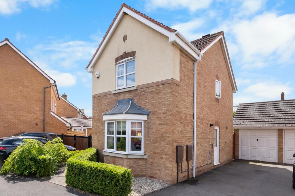 Main image of property: Forge Avenue, Breme Park, Bromsgrove