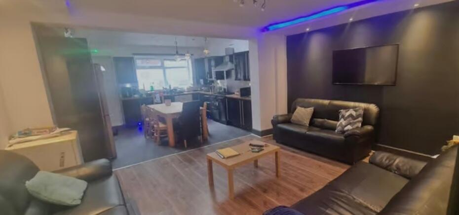 Main image of property: Brudenell Grove, Leeds, West Yorkshire, LS6