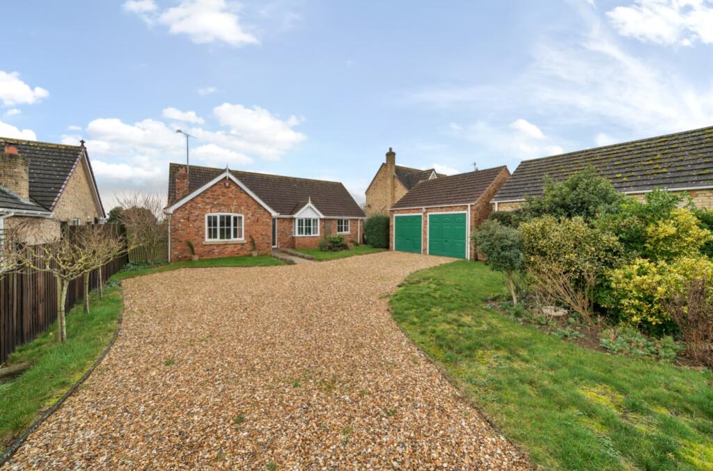 3 bedroom bungalow for sale in Main Street, Ashby De La Launde, LN4