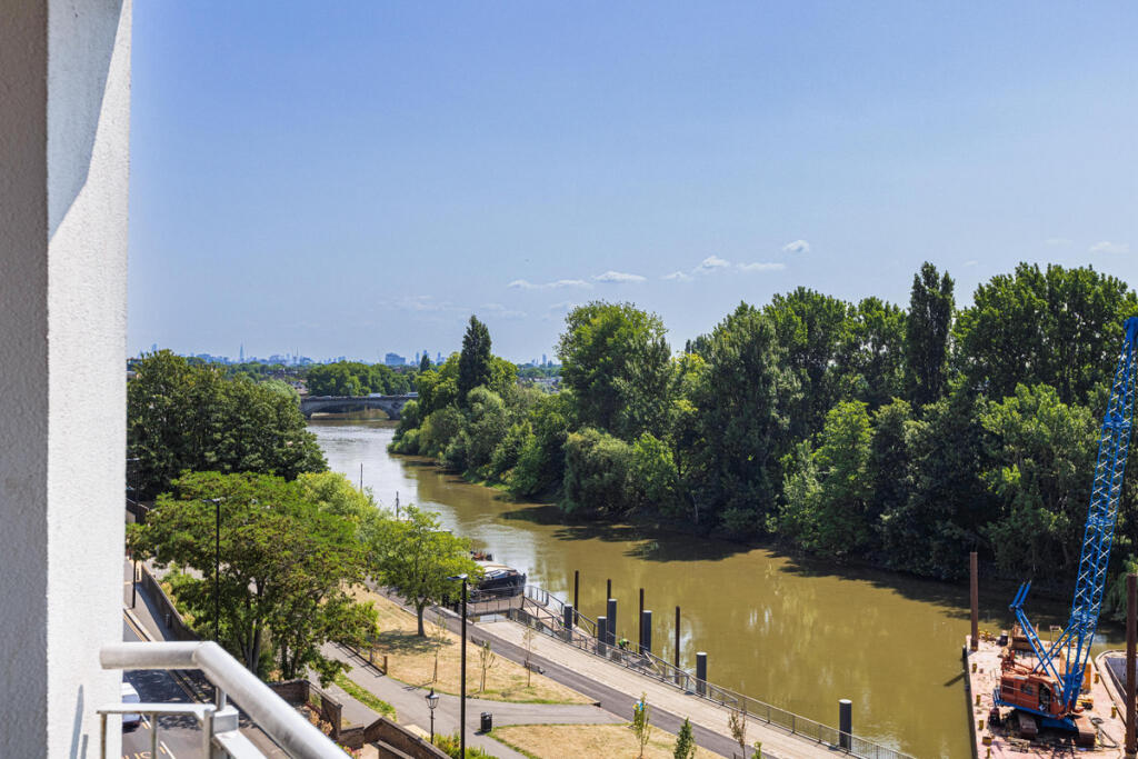 Main image of property: Holland Gardens, Brentford, TW8
