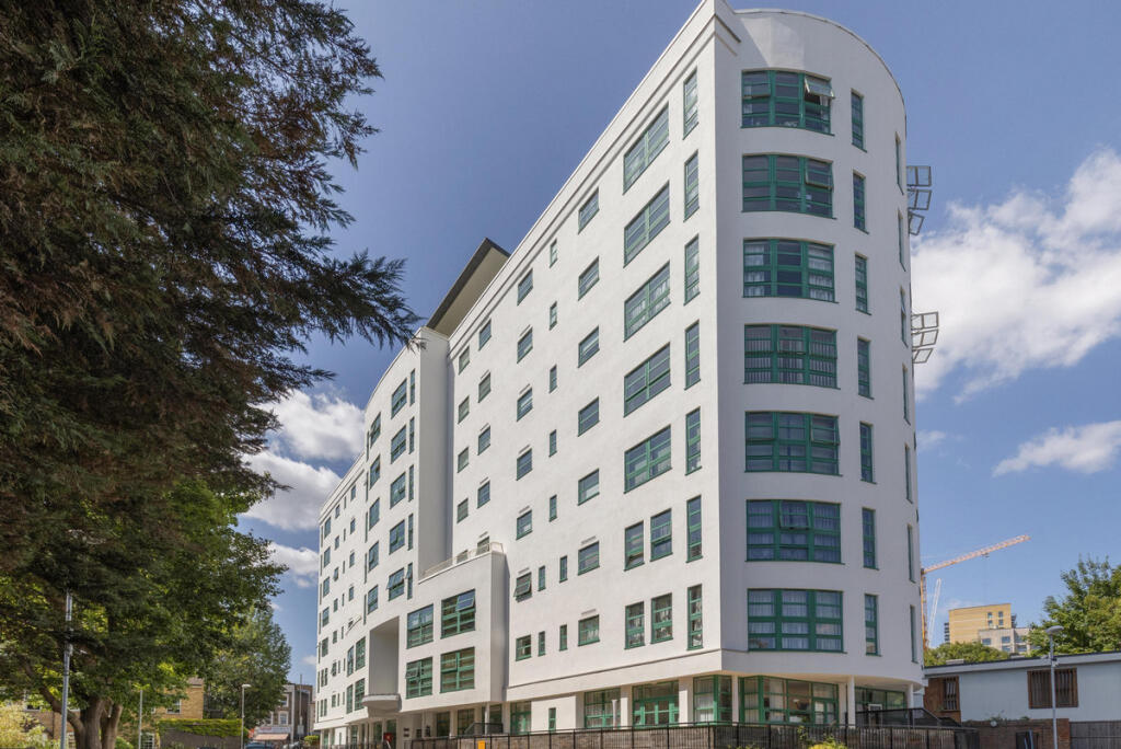 Main image of property: Kew Bridge Road, Brentford, TW8
