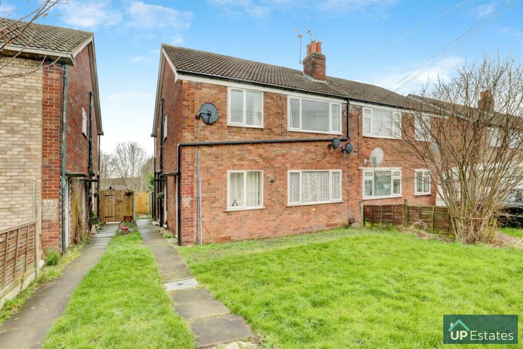 2 bedroom for sale in Tudor Road, Camphill, Nuneaton, CV10