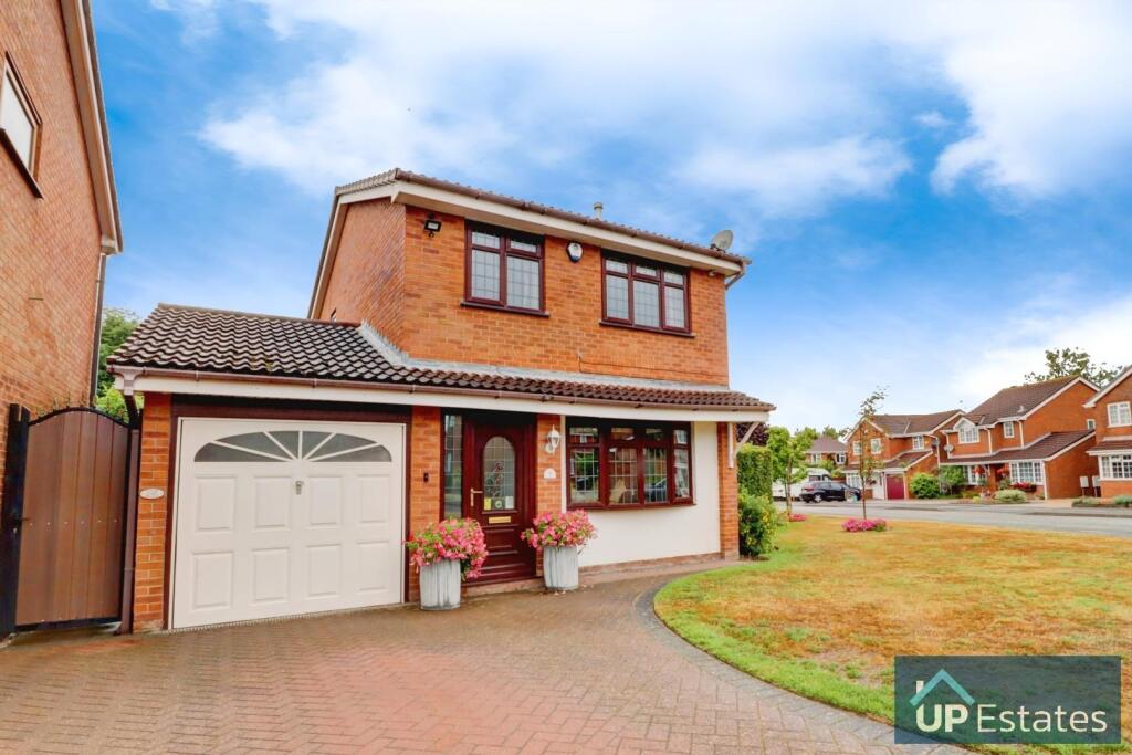 Main image of property: Penzance Way, Nuneaton
