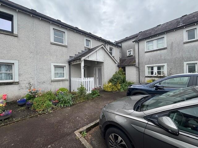 Main image of property: 5 Maxwell Court, Langholm, DG13 0DQ
