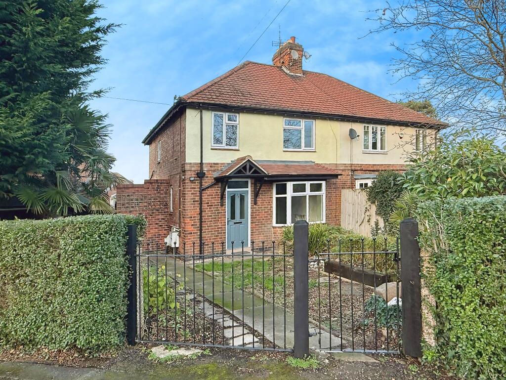 Main image of property: Grosvenor Crescent, Oadby, LE2
