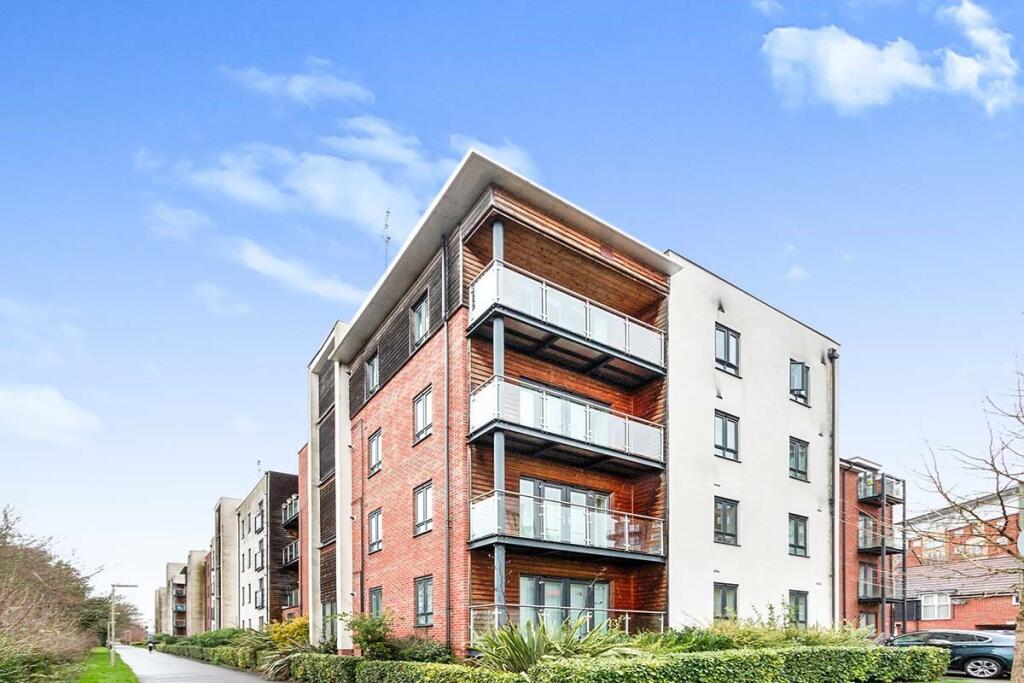Main image of property: Sinclair Drive, Basingstoke, Hampshire, RG21