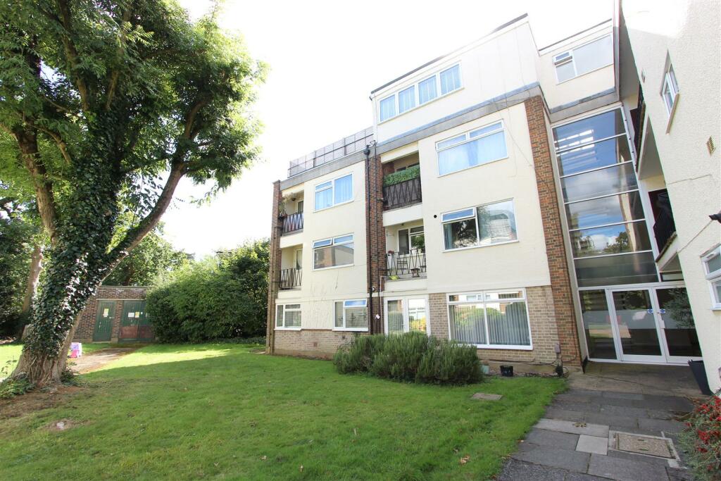 Main image of property: Dunraven Drive, Enfield, EN2