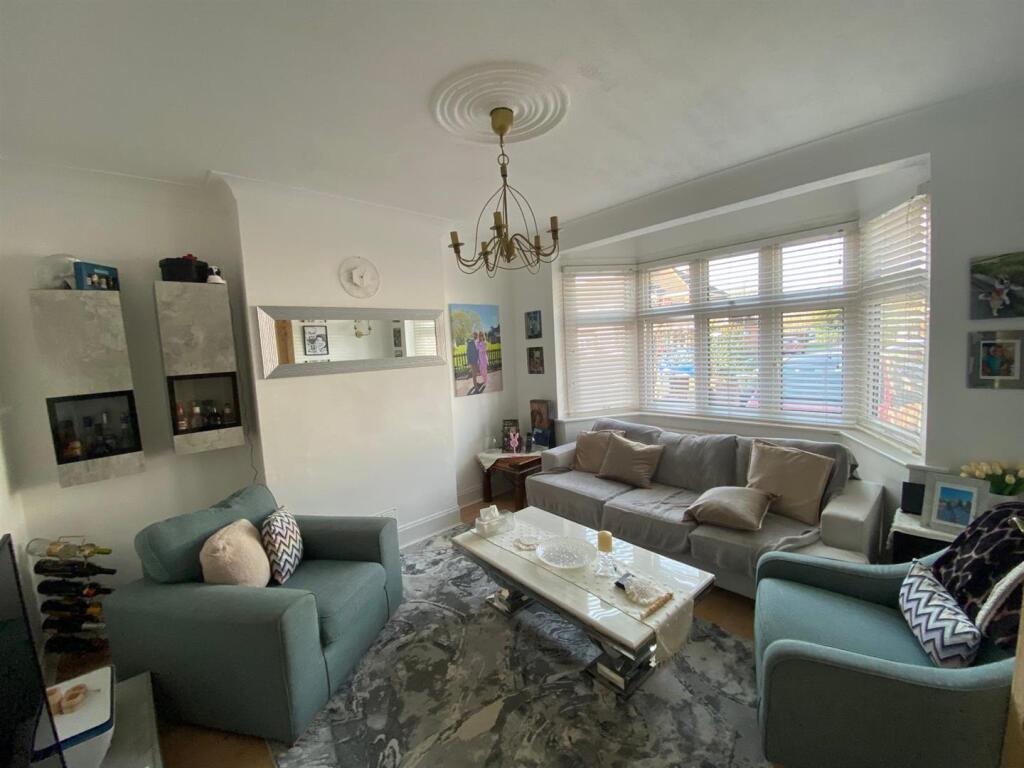 Main image of property: Ash Grove, Palmers Green, N13