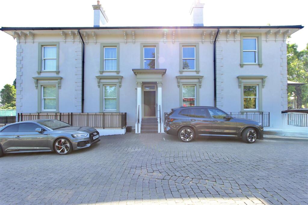 Main image of property: Stefan House, Green Lanes, N21