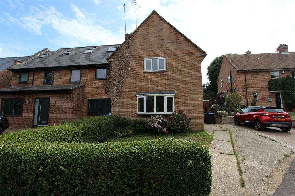 Main image of property: Glenbrook South, Enfield