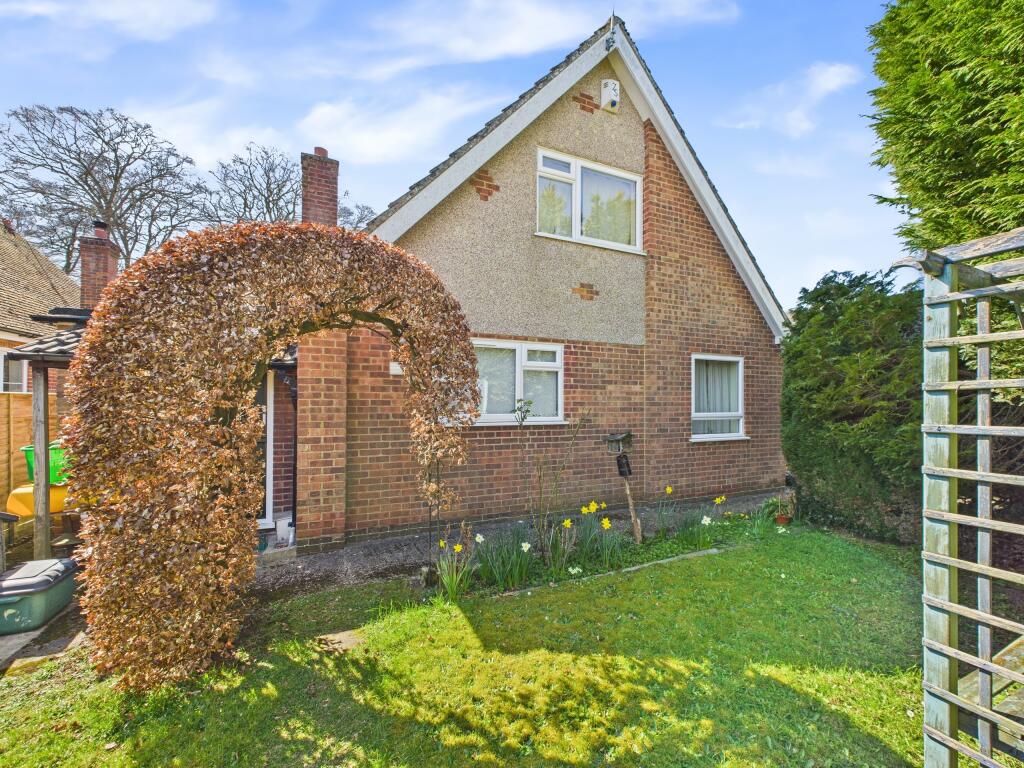 Main image of property: Wycombe Road, Studley Green, High Wycombe, Buckinghamshire