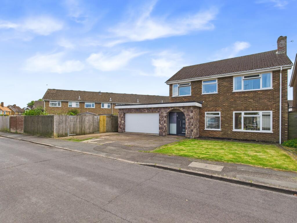 Main image of property: Parrs Road, Stokenchurch, High Wycombe, Buckinghamshire