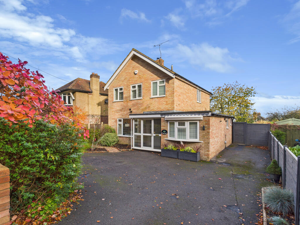 Main image of property: Wycombe Road, Studley Green, High Wycombe, Buckinghamshire