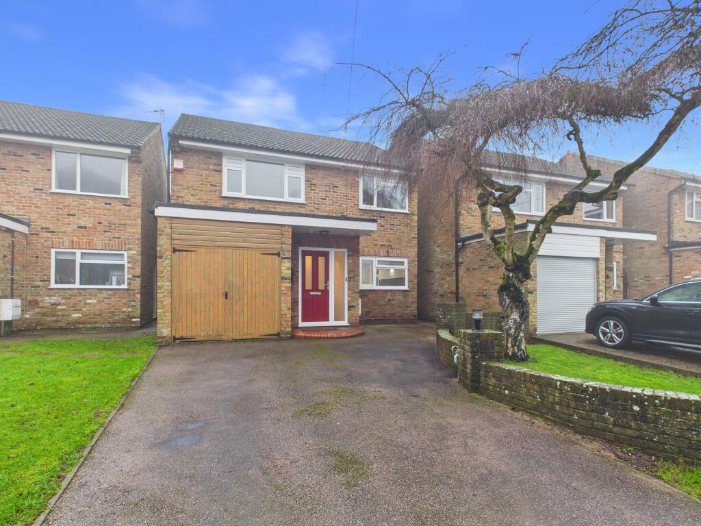 Main image of property: Wycombe Road, Stokenchurch, High Wycombe, Buckinghamshire
