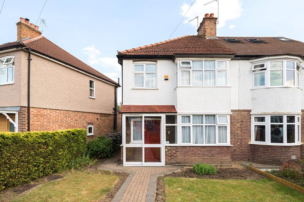 Main image of property: Kneller Gardens, Isleworth, Middlesex, TW7