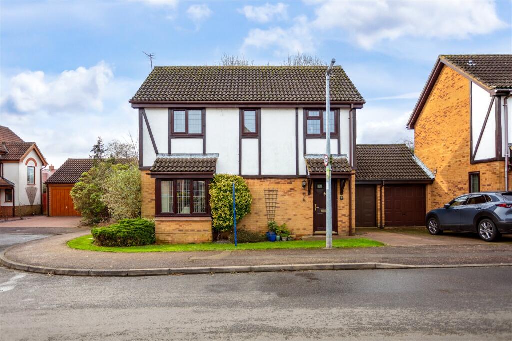Main image of property: Frenchmans Close, Toddington, Bedfordshire, LU5
