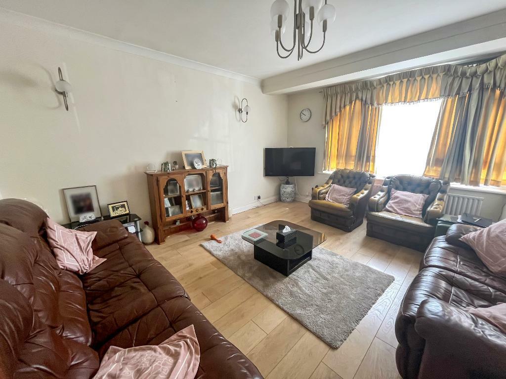 Additional property image - Farley Road, South Croydon, CR2 7NG