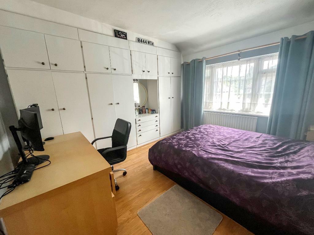 Additional property image - Farley Road, South Croydon, CR2 7NG