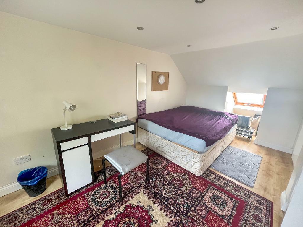 Additional property image - Farley Road, South Croydon, CR2 7NG
