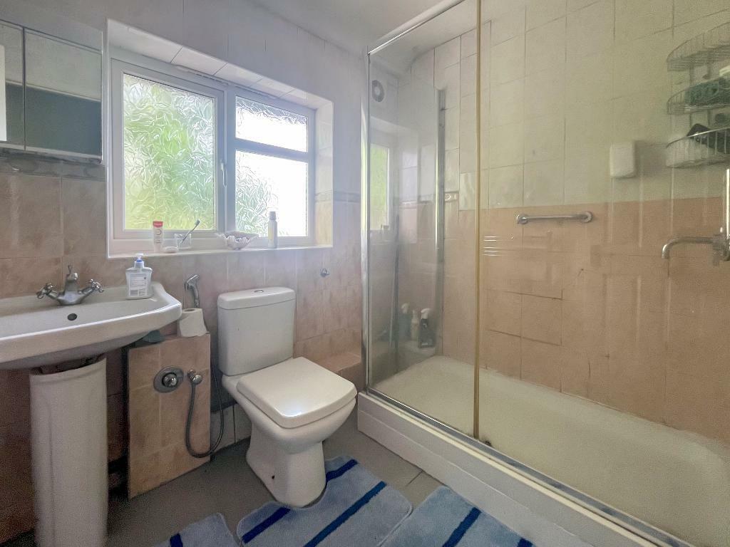 Additional property image - Farley Road, South Croydon, CR2 7NG