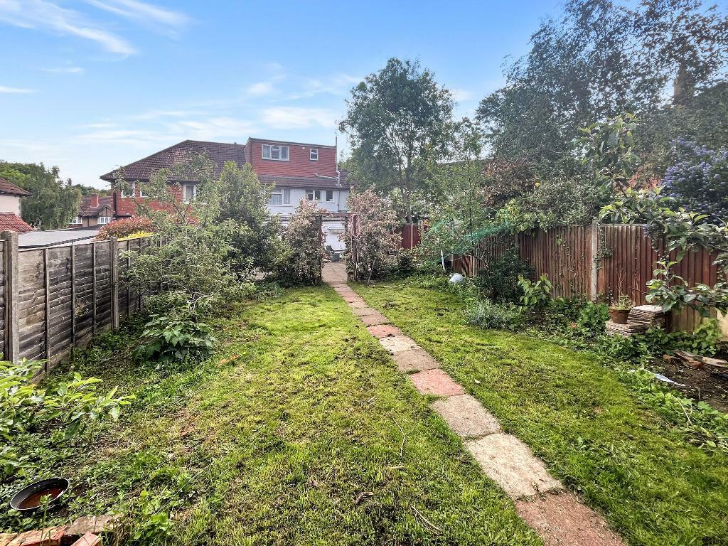 Additional property image - Farley Road, South Croydon, CR2 7NG