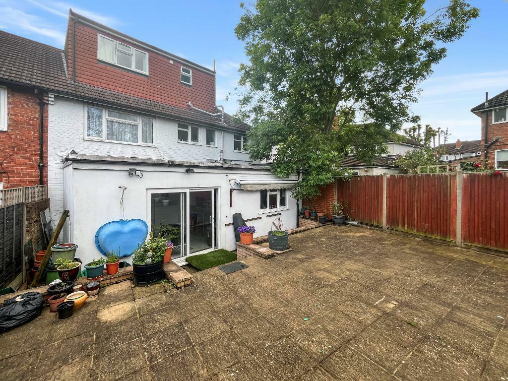 Additional property image - Farley Road, South Croydon, CR2 7NG