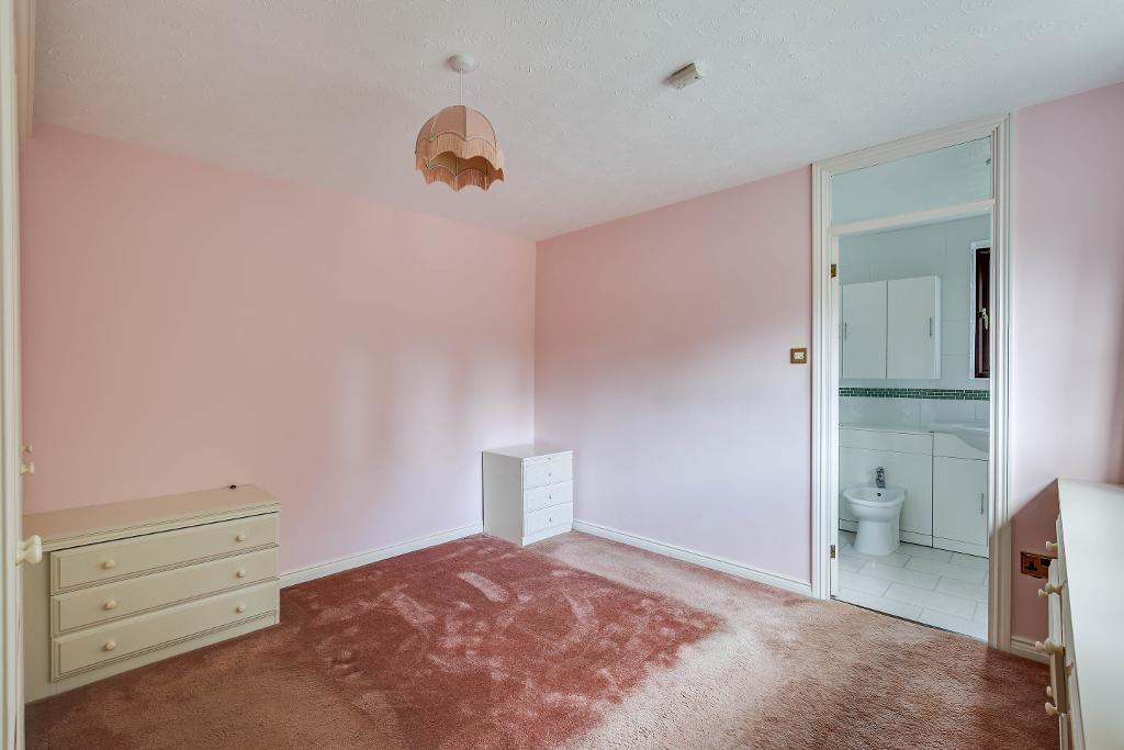 Additional property image - Abercorn Close, South Croydon, CR2 8TG