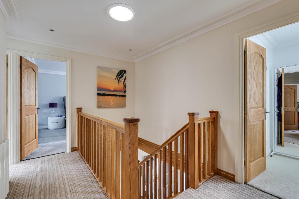 Additional property image - Kersey Drive, South Croydon, CR2 8SX
