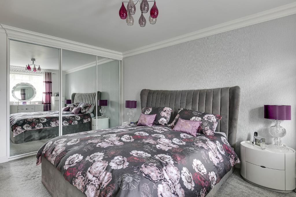 Additional property image - Kersey Drive, South Croydon, CR2 8SX