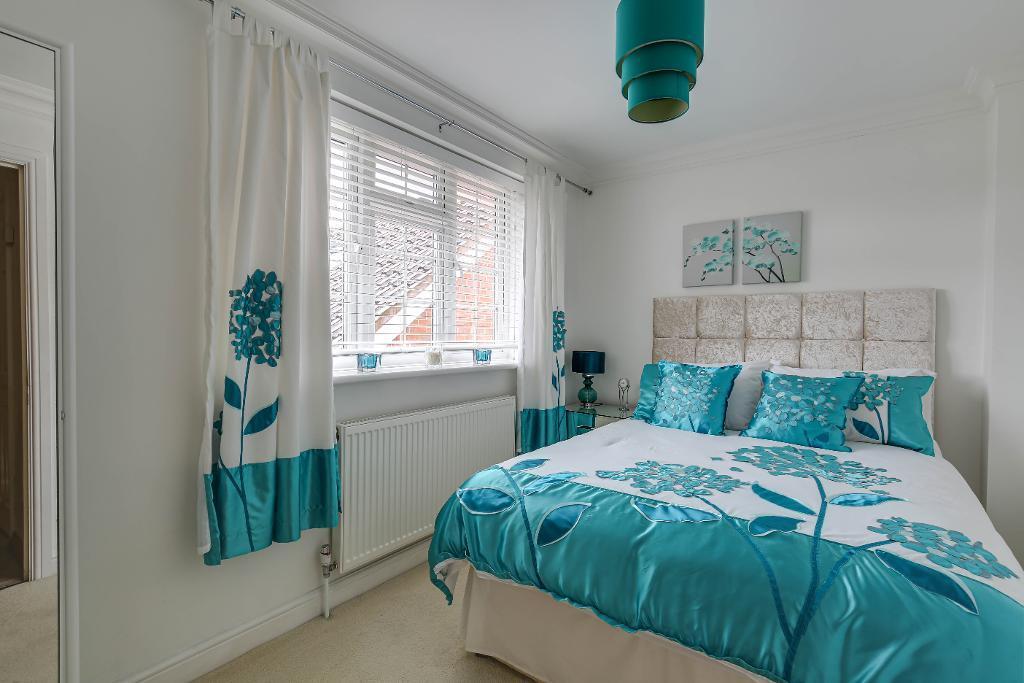 Additional property image - Kersey Drive, South Croydon, CR2 8SX