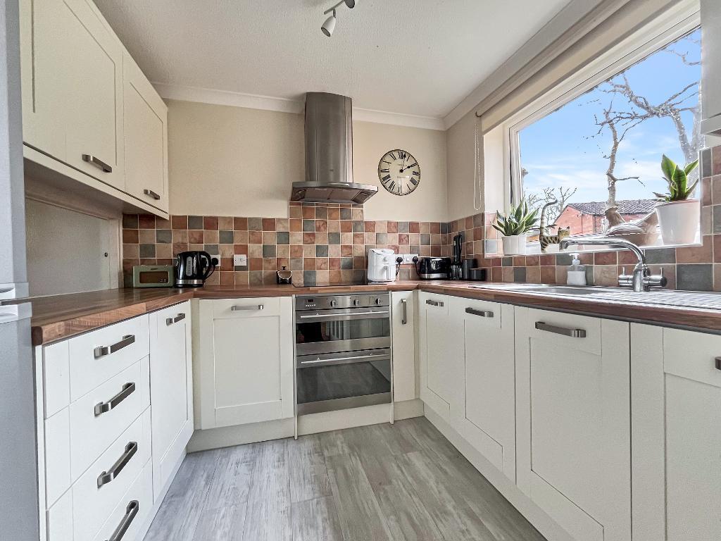 Main image of property: Bowens Wood, South Croydon, CR0 9LQ