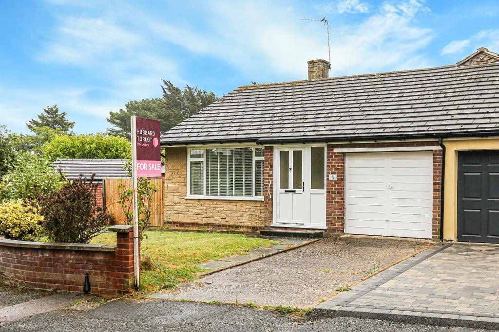 Main image of property: Greystone Close, Selsdon, South Croydon, CR2 8PP