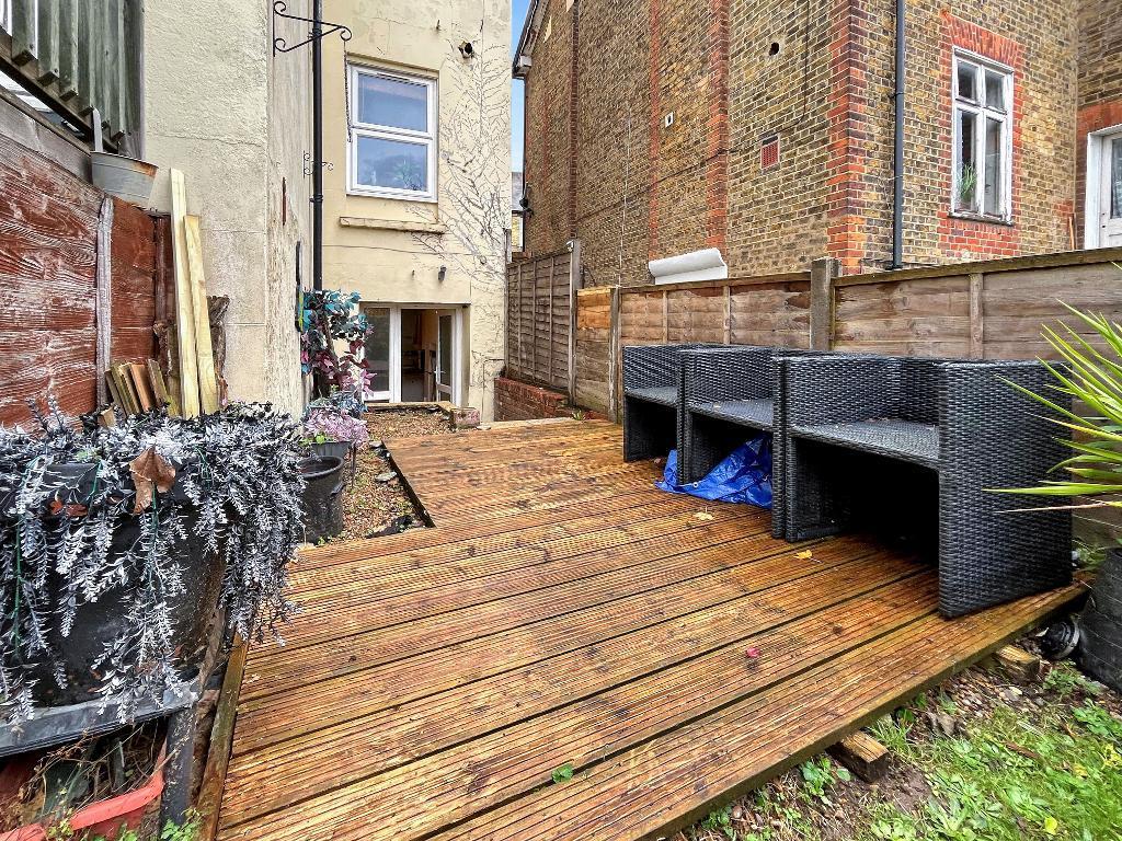 Main image of property: 16 Heathfield Road, Croydon, CR0 1ES