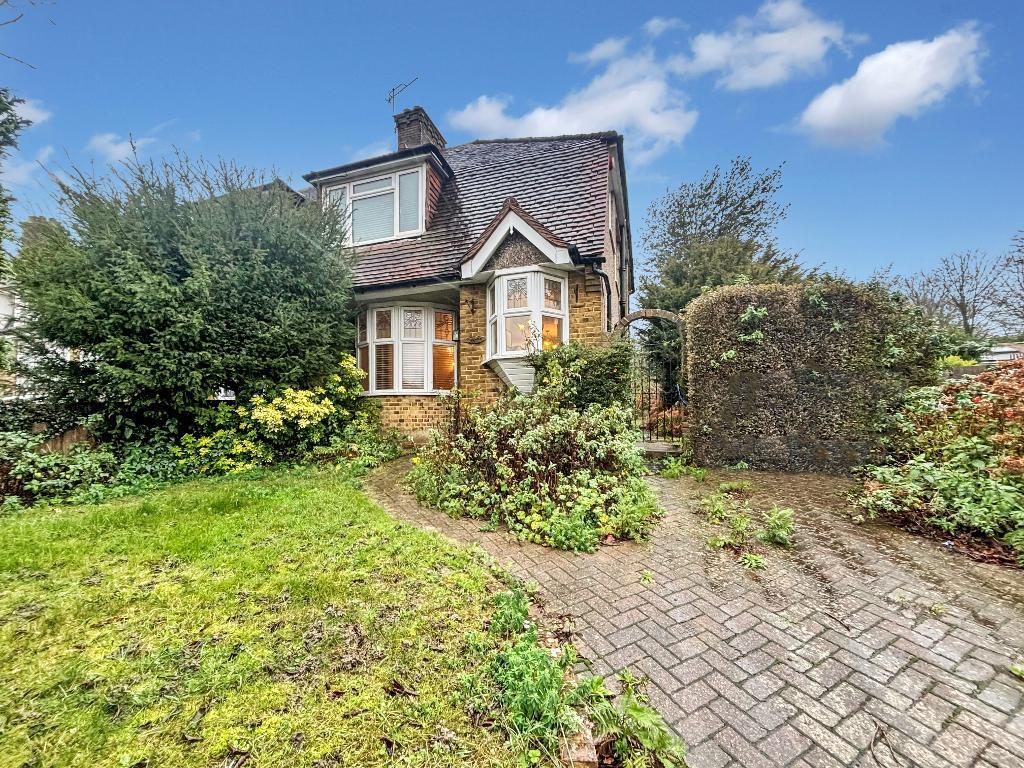 Main image of property: Addington Road, Selsdon, CR2 8LQ