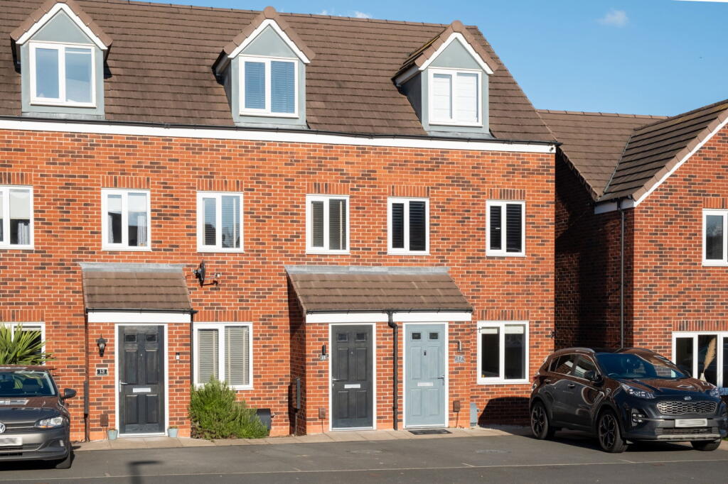 Main image of property: Peacock Gardens, East Leake