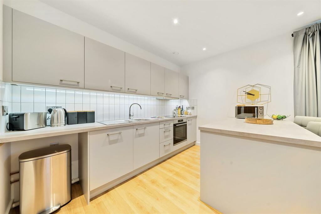 Additional property image - Stoneworks Place, Matlock Spa, Matlock