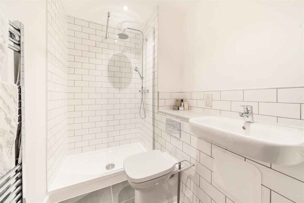 Additional property image - Stoneworks Place, Matlock Spa, Matlock