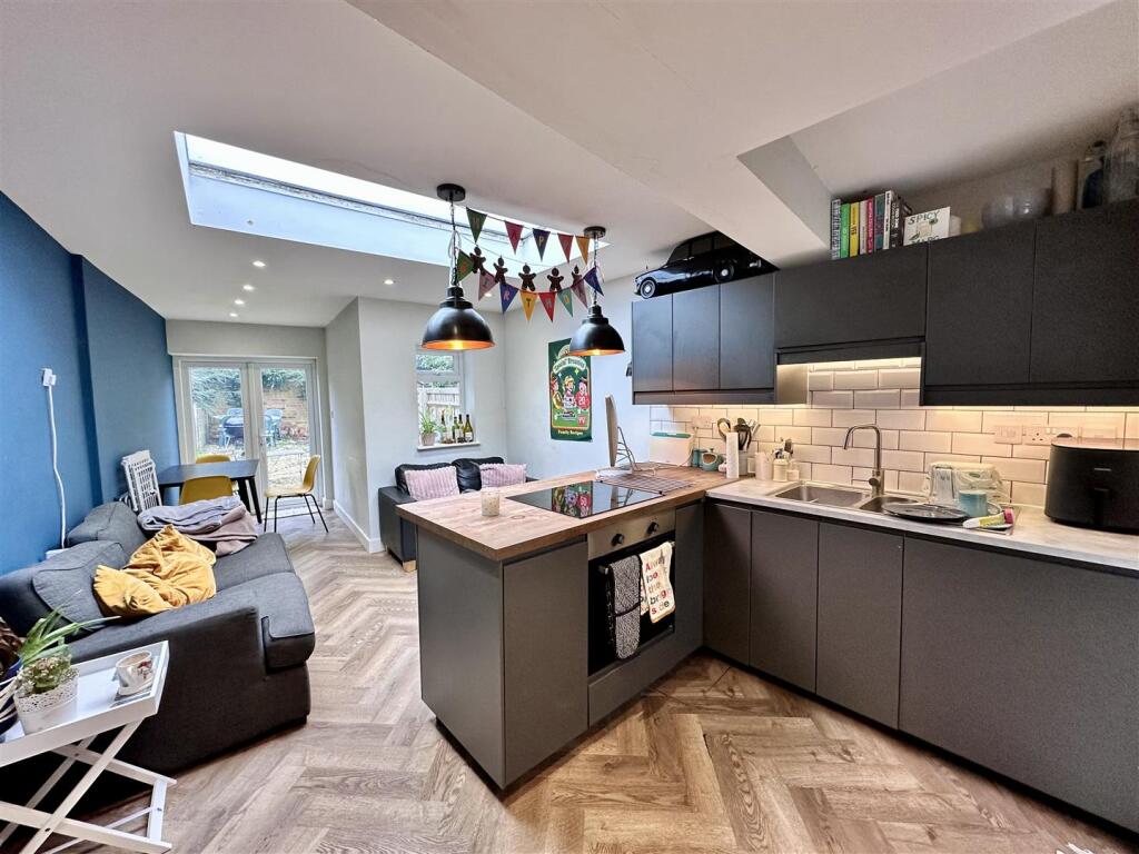 Main image of property: Green Street, Oxford