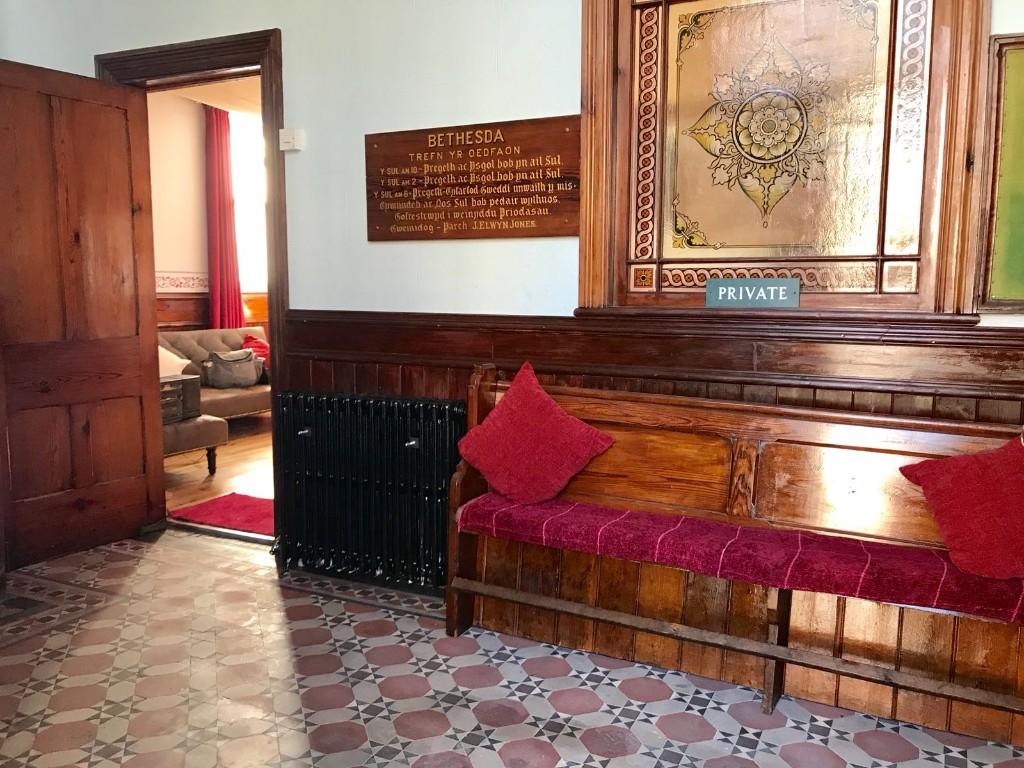 2 bedroom character property for sale in Capel Bethesda, High Street