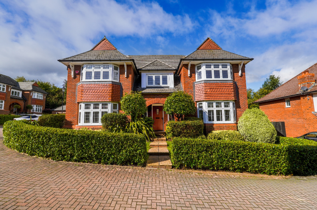 Main image of property: Dderwen Deg, Lisvane, Cardiff(City), CF14