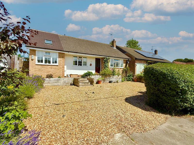 Main image of property: Tilsworth Road, Stanbridge