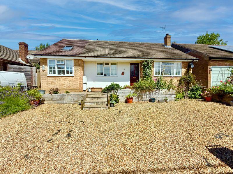 Main image of property: Tilsworth Road, Stanbridge