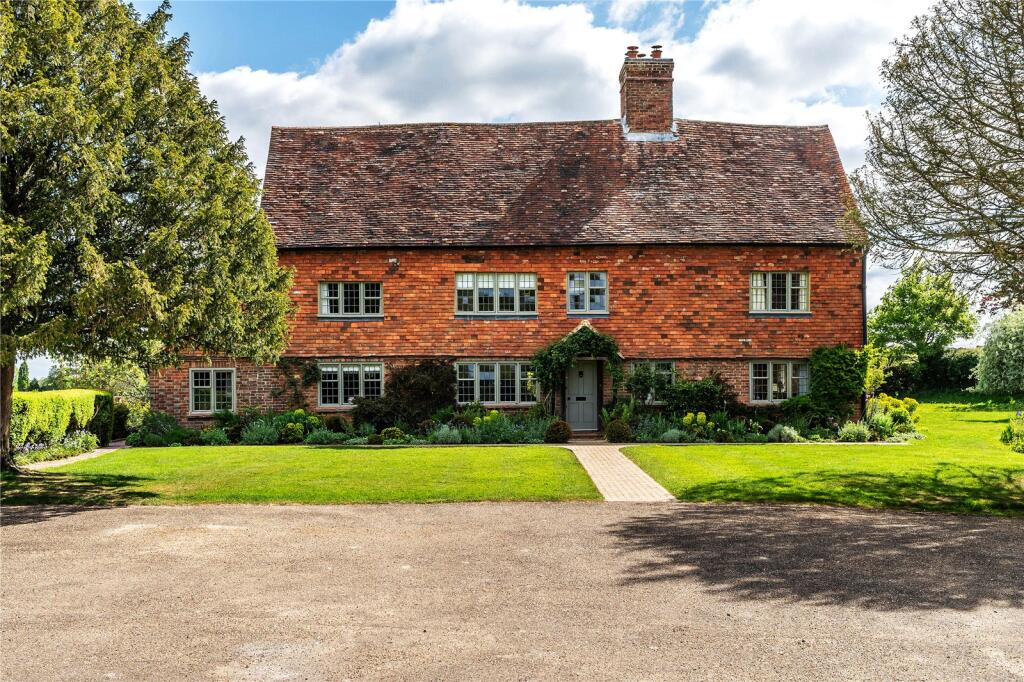 Main image of property: Moor Lane, Marsh Green, TN8