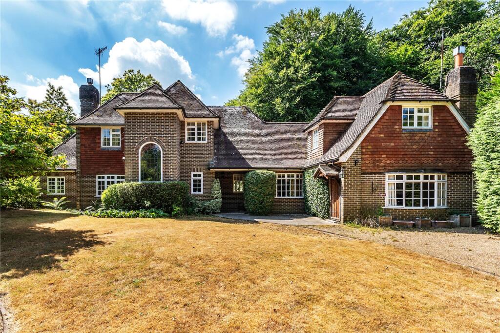 Main image of property: Chestnut  Walk, Felcourt, East Grinstead, West Sussex, RH19