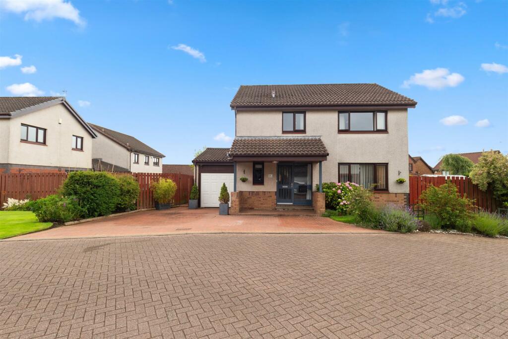 4 bedroom detached house for sale in Eriskay Drive, Old Kilpatrick, G60