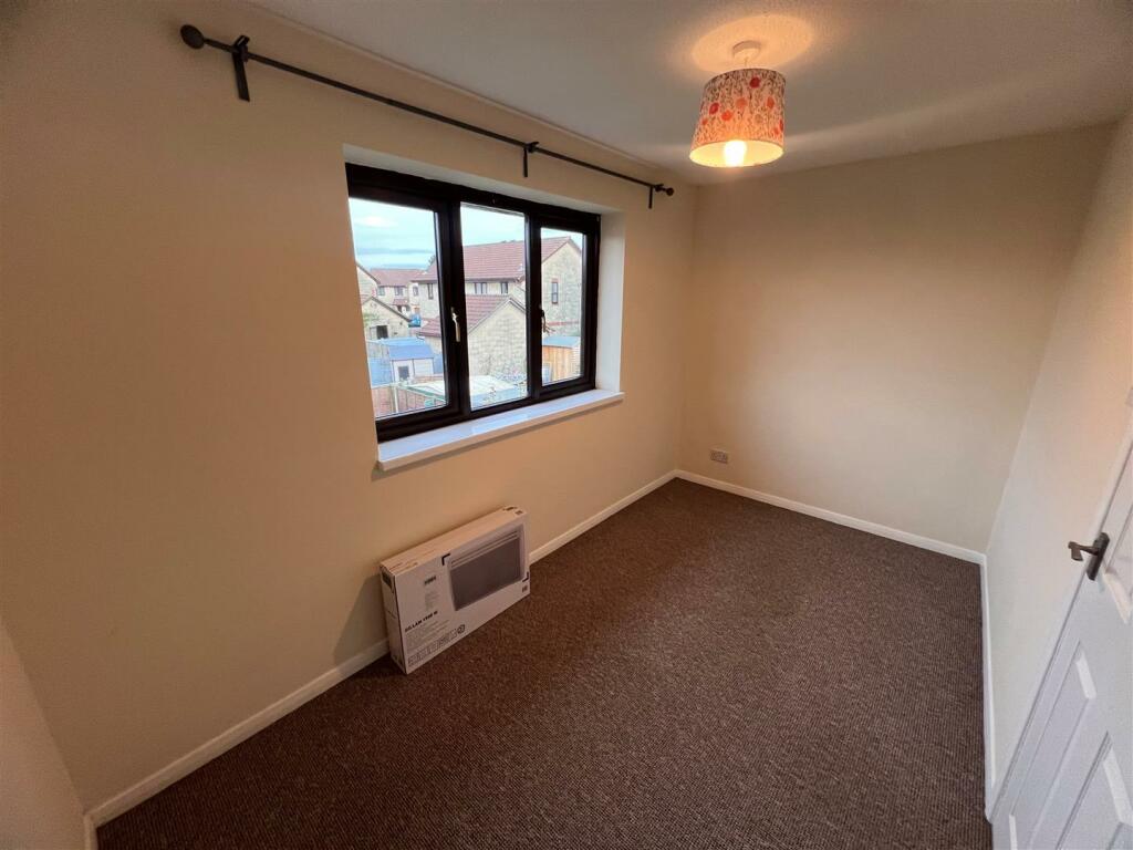 Additional property image - Perrymead, Worle, Weston-Super-Mare